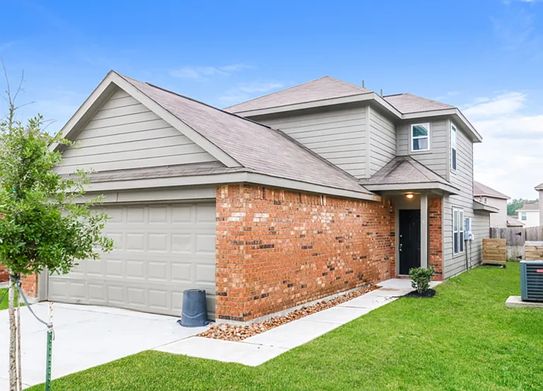 425 Upper Creek Dr — Photo 3