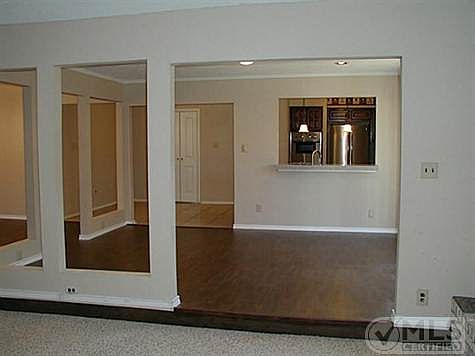 4th image of 1726 Elizabeth Dr