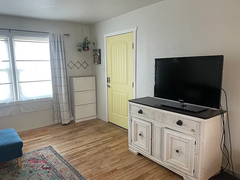 4815 Raritan St — Photo 3