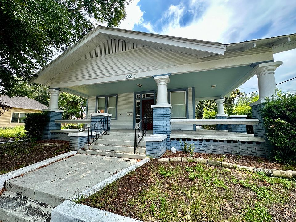1st image of 920 E 19th Ave