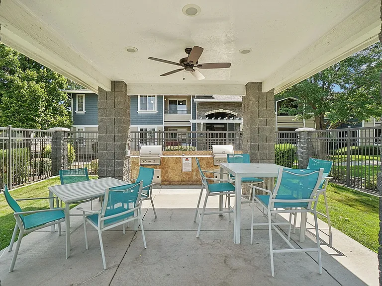 Allegro Apartments — Photo 42