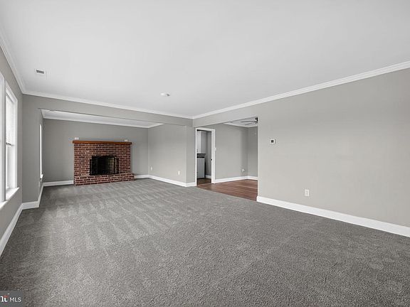 5th image of 28 Jump Hill Rd
