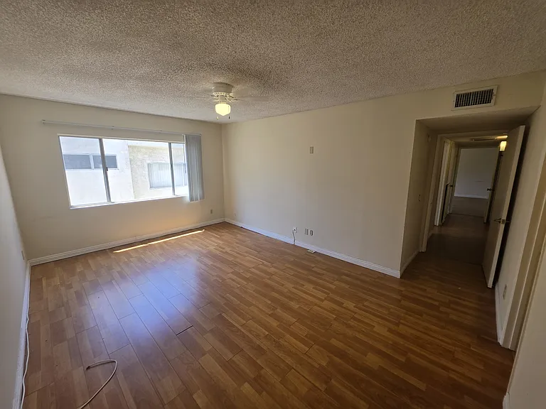 5055 Coldwater Canyon Ave #213 — Photo 21
