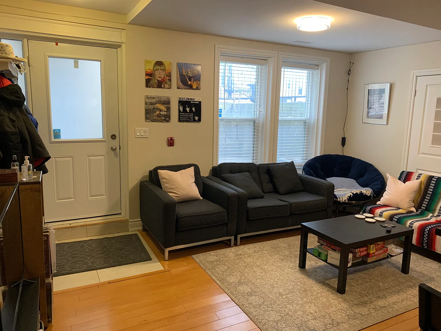 3 bed, 1300 sqft, $3,000 — Photo 4