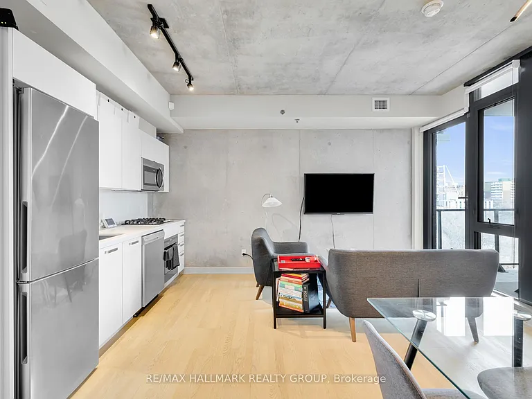 203 Catherine St #601 — Photo 7