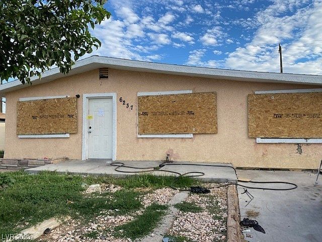 1st image of 6237 Bourbon Way