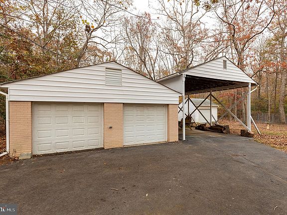 3rd image of 5173 Colebrook Dr