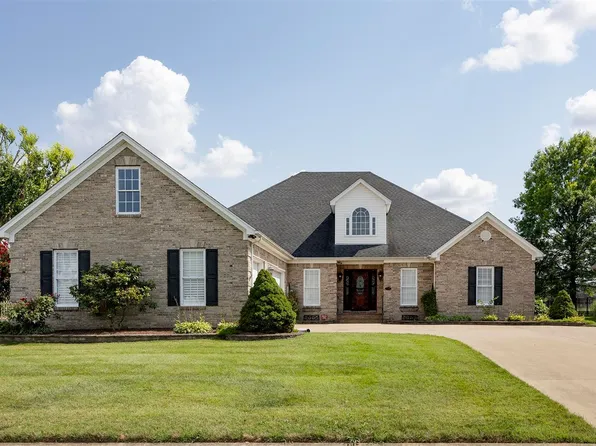 706 Fairway St, Bowling Green, KY 42103