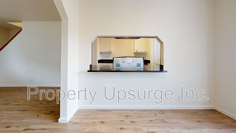 1st image of 2092 Fogg Ave APT 04