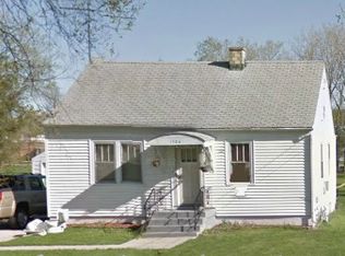 1506 Superior St, Aurora, IL 60505