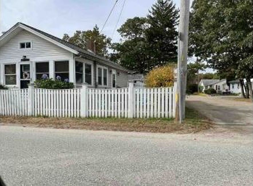 151 Swifts Beach Rd, Wareham, MA 02571 Zillow