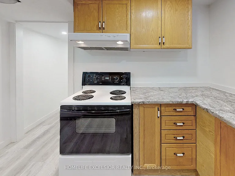 103 Cardinal St — Photo 8