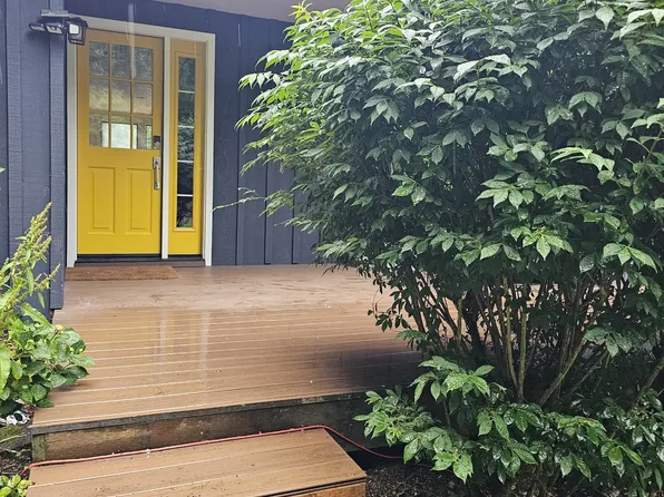 19845 NE 133rd St, Woodinville, WA 98077