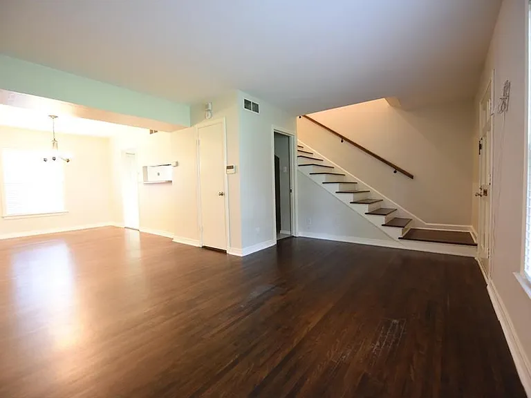 6357 Oriole Dr — Photo 2