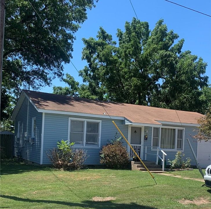 703 W Grove Ave, Springdale, AR 72764 Zillow