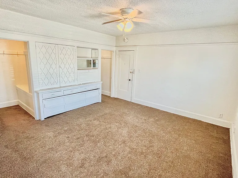 109 University Ave #1 — Photo 4