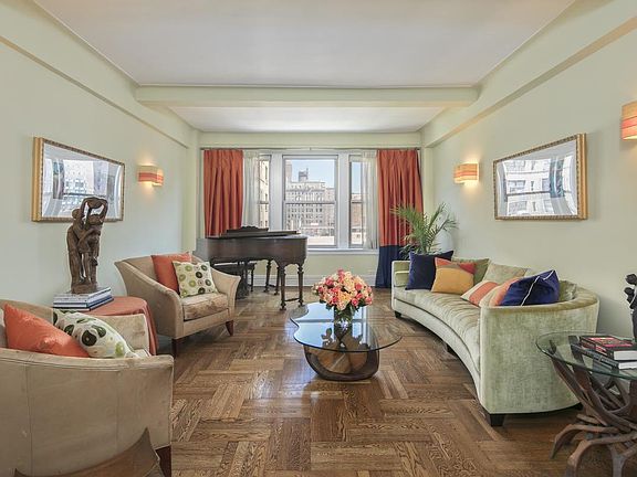 2nd image of 825 W End Ave #10-A