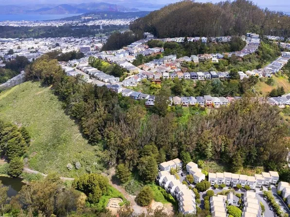 113 Warren Dr, San Francisco, CA 94131