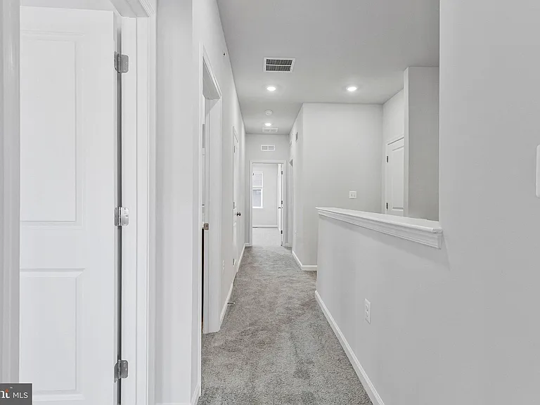 9670 Swallowtail Ln — Photo 11