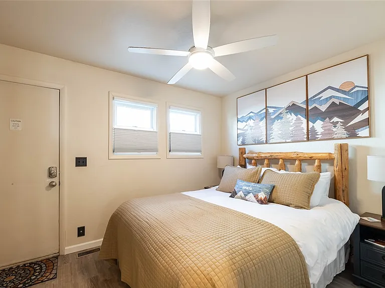 1384 Park Ave #215 — Photo 54