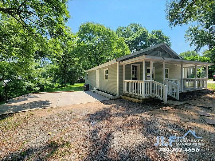 573 Faith Dr SW — Photo 16