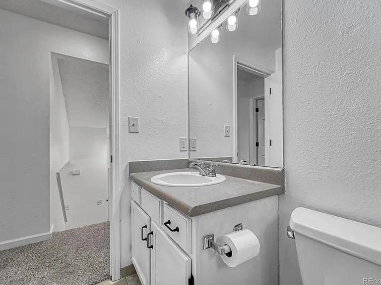 4240 S Ireland St — Photo 21