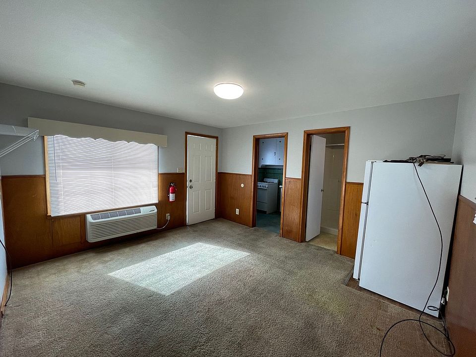1st image of 3020 S 5th Ave #B