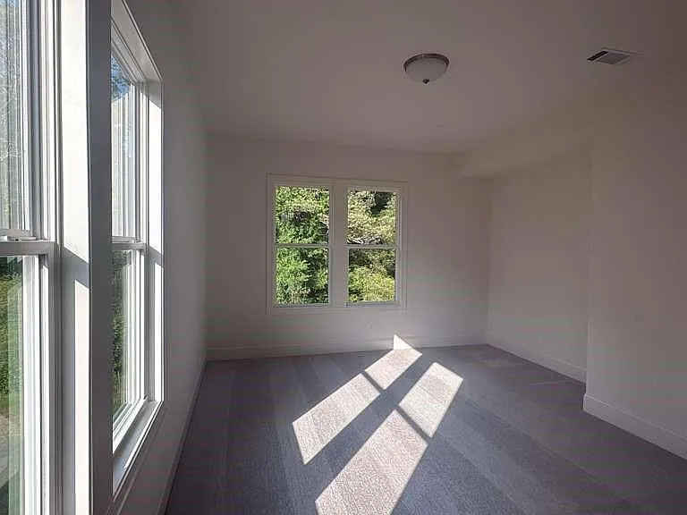 5365 Travers Ln — Photo 18