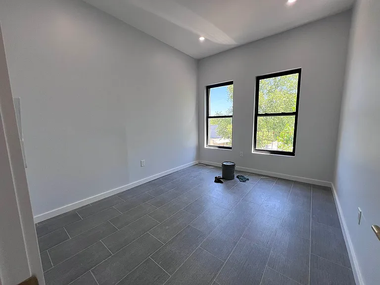 3052 Fulton St #2 — Photo 6