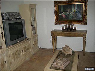 4th image of 16524 Montgomery Ct