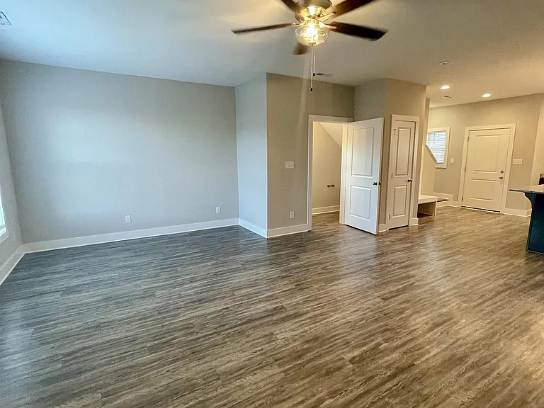 63 English Commons Dr #1 — Photo 10