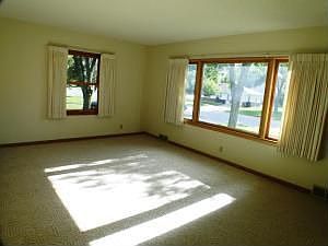 4th image of 1612 Wilson Ave