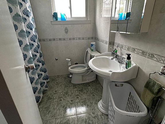Full bathroom