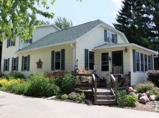427 S 1st Ave, Winneconne, WI 54986