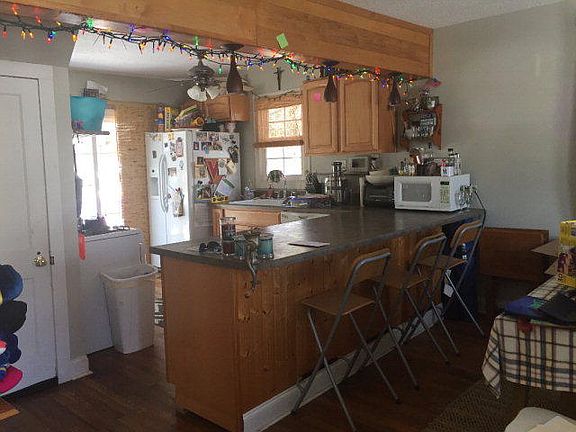 3rd image of 229 Westwood Dr