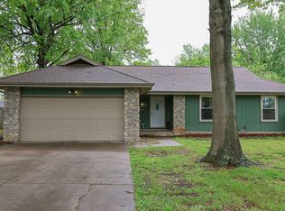 4510 S Ridgecrest Dr, Springfield, MO 65810