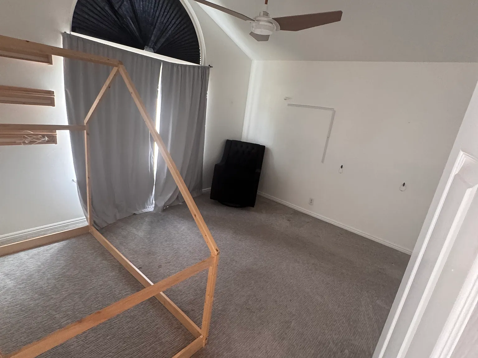 E Brighton Ridge Dr, Salt Lake City — Photo 3