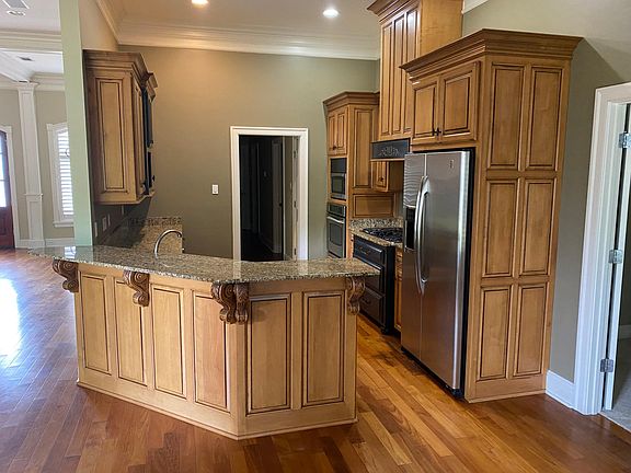 3rd image of 9333 Alcove Ln