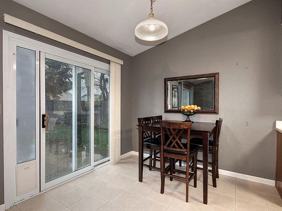 4th image of 8248 Auberry Dr