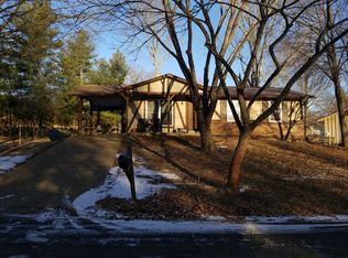 1 Madison Ct, Villa Ridge, MO 63089