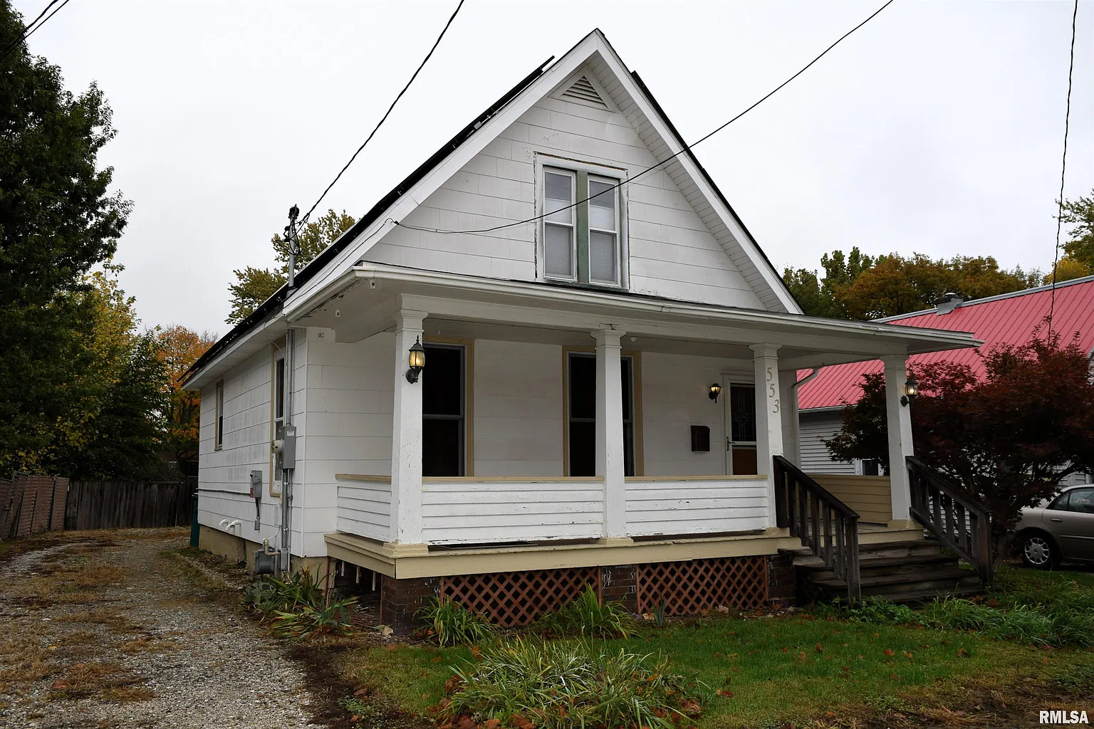553 W Grove St photo 1