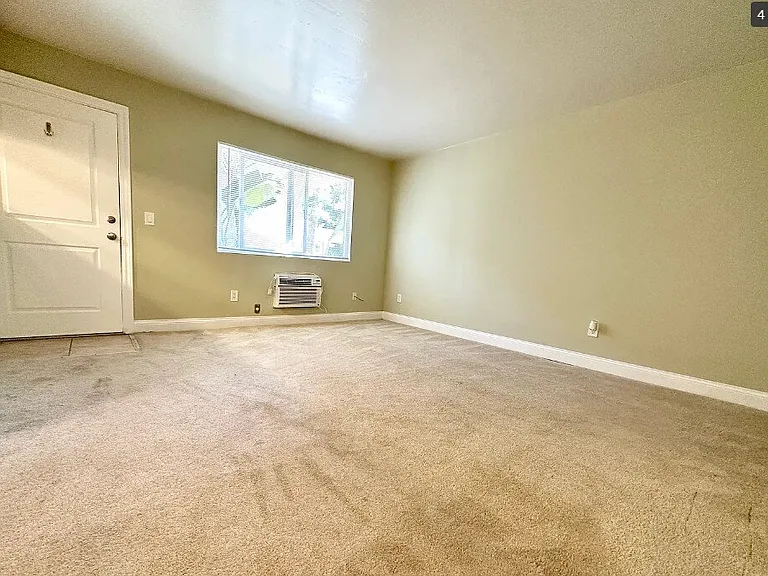 12805 Mapleview St #5 — Photo 6