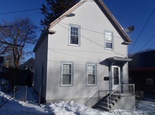 26 Liberty St, Bath, ME 04530