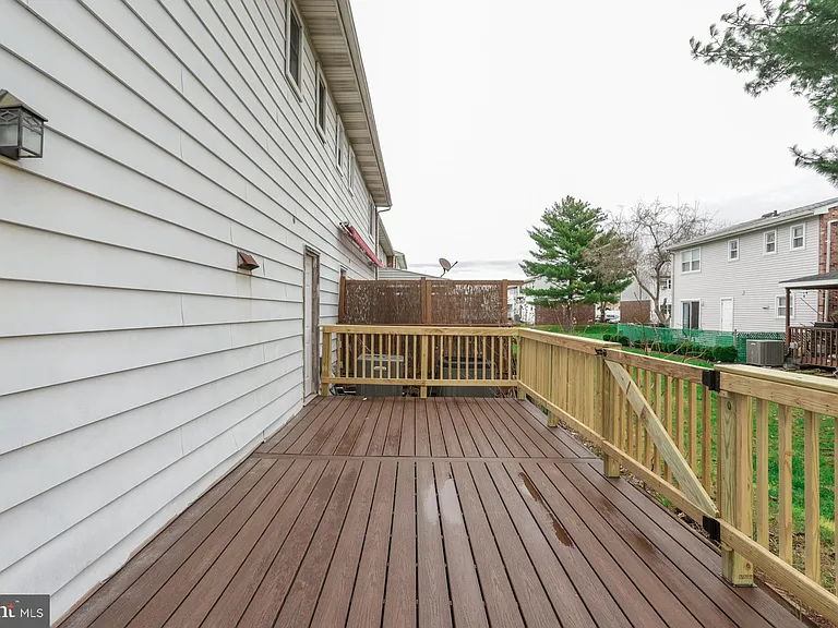 1940 Arrowood Dr — Photo 29