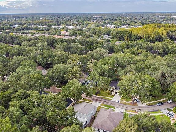 4th image of 4616 Whispering Park Ln