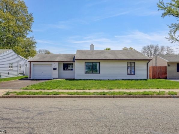 265 Dukes Rd, Rahway City, NJ 07065
