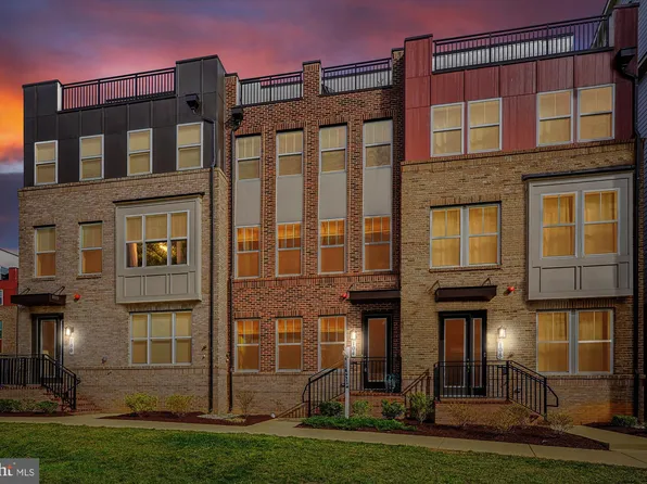 104 Salinger Dr, Gaithersburg, MD 20878