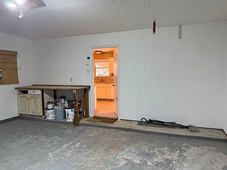18374 Pine Post Ct — Photo 25