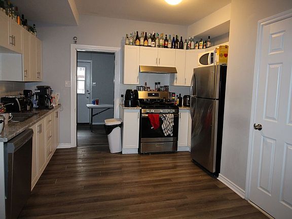 2nd image of 89 Stewart St