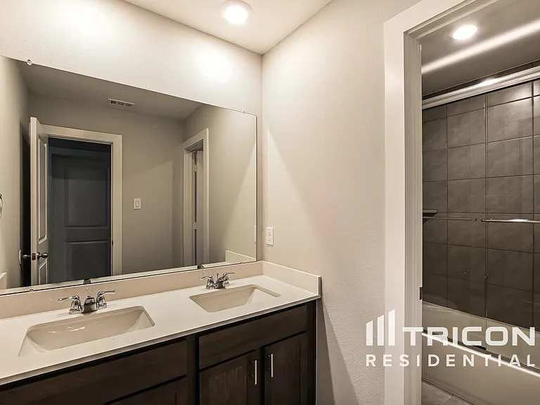 Tricon Peek Road — Photo 56